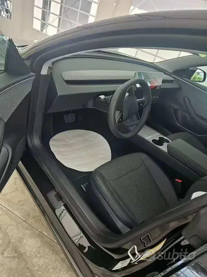 Nuova Tesla Model 3 88 kW (120 CV) 2026 Nero Berlina