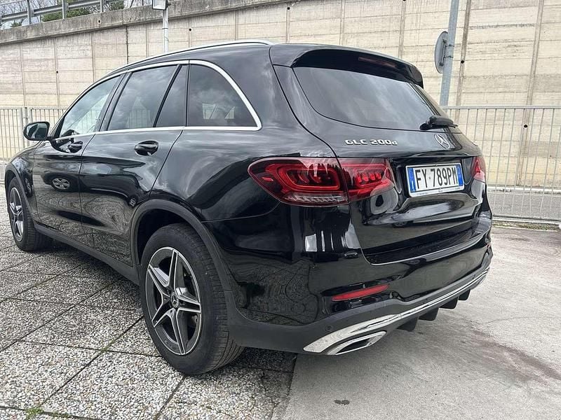 Usata Mercedes GLC200 Premium Plus 163 CV (119 kW) 2019 Nero SUV