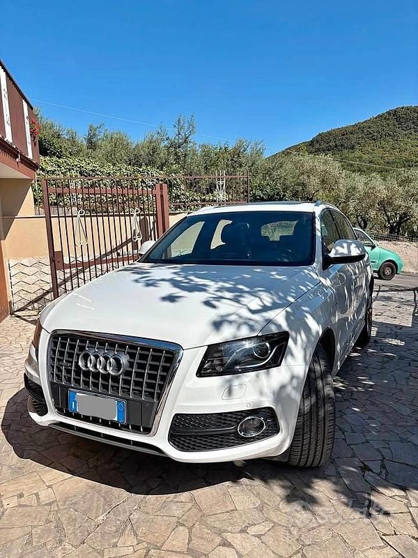 Usata Audi Q5 145 CV (106 kW) 2011 Bianco SUV