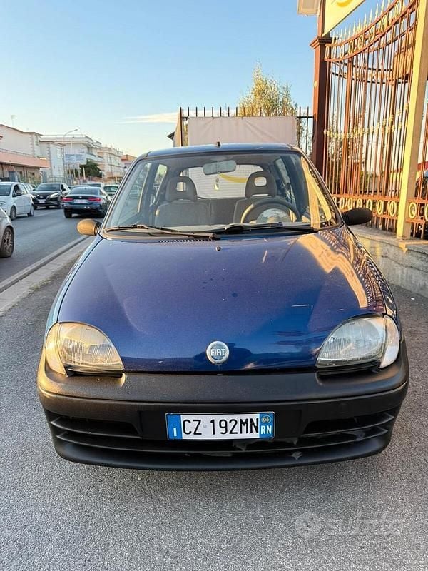 Usata Fiat 600 54 CV (39 kW) 2006 Blu Utilitaria