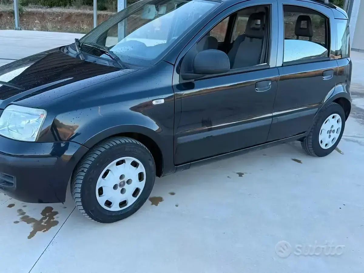 Usata Fiat Panda 69 CV (50 kW) 2012 Nero Utilitaria