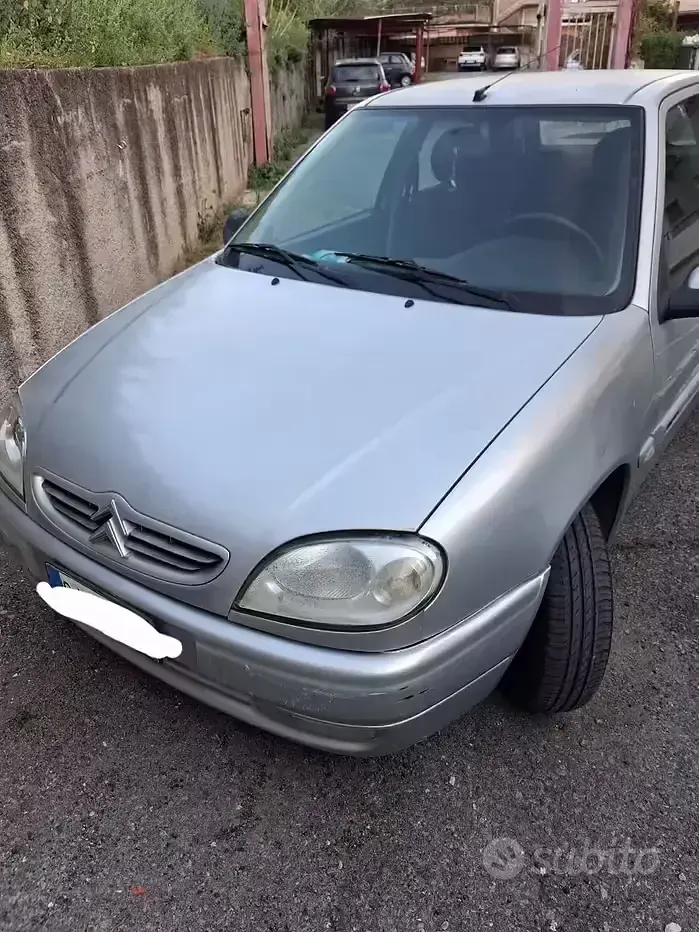 Usata Citroën Saxo 60 CV (44 kW) 2003 Grigio Utilitaria