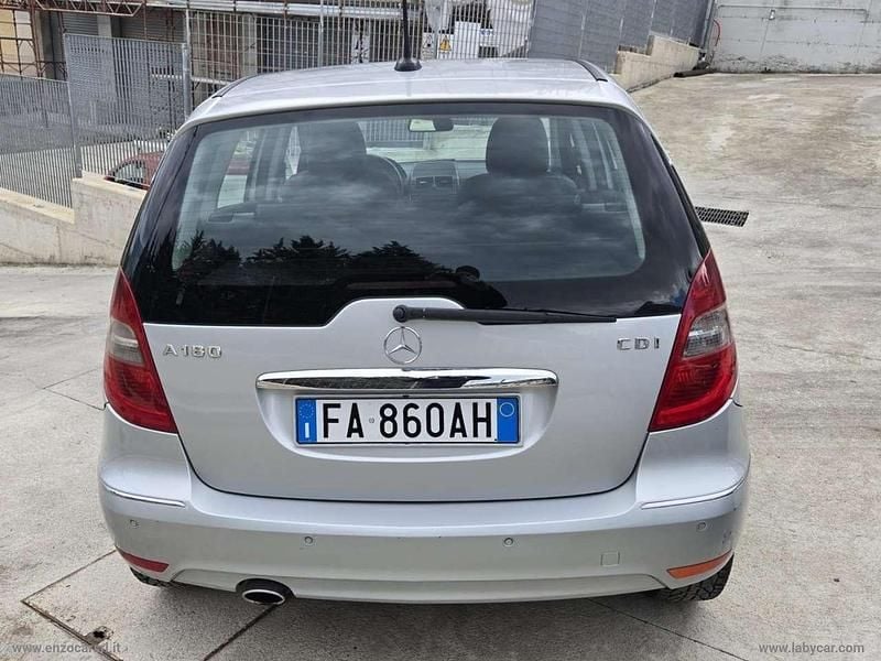Usata Mercedes A150 Avantgarde 109 CV (80 kW) 2010 Argento Berlina