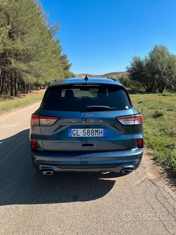 Usata Ford Kuga ST-Line X 120 CV (88 kW) 2022 Blu SUV