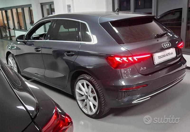 Usata Audi A3 S-Line 150 CV (110 kW) 2021 Grigio Berlina