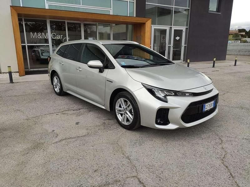 Usata Suzuki Swace Cool 98 CV (72 kW) 2025 Argento metallizzato Station wagon