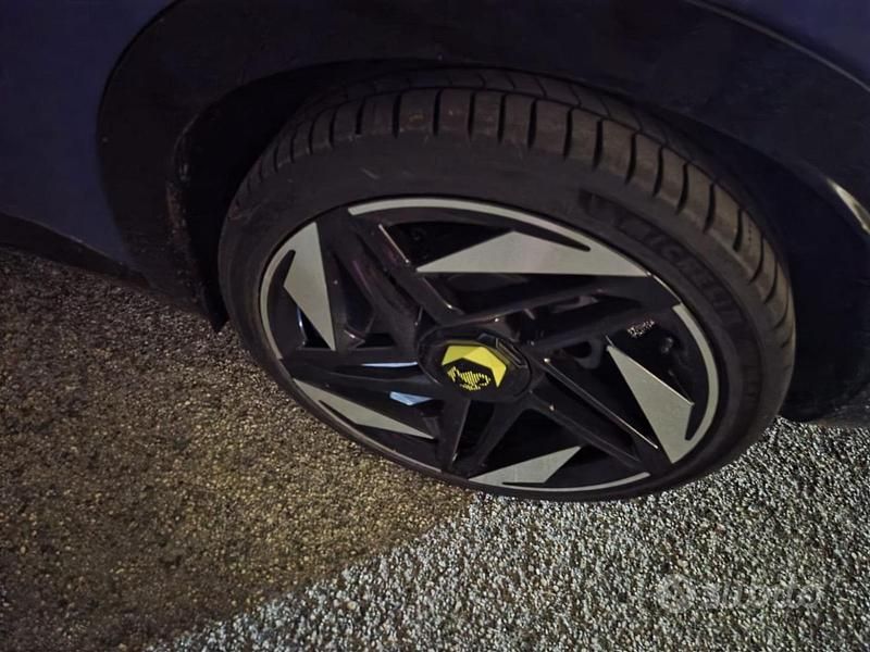 Usata Abarth 600e Scorpionissima 205 kW (280 CV) 2025 SUV