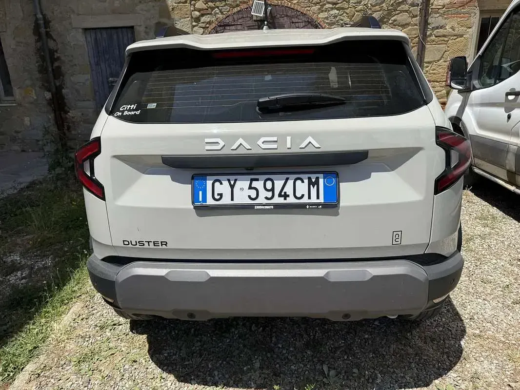 Usata Dacia Duster Expression 101 CV (74 kW) 2025 Beige SUV