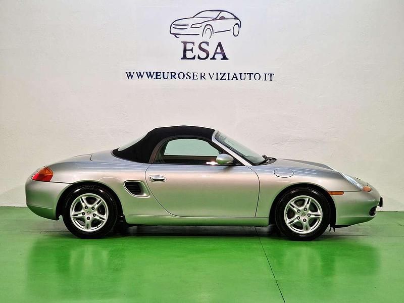 Usata Porsche Boxster 220 CV (161 kW) 2002 Argento Cabrio