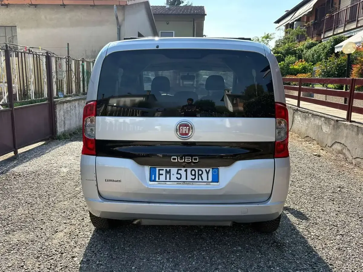 Usata Fiat Qubo Easy 69 CV (50 kW) 2018 Grigio Monovolume
