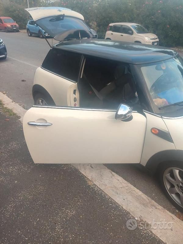 Usata Mini Cooper 2009 Bianco Utilitaria