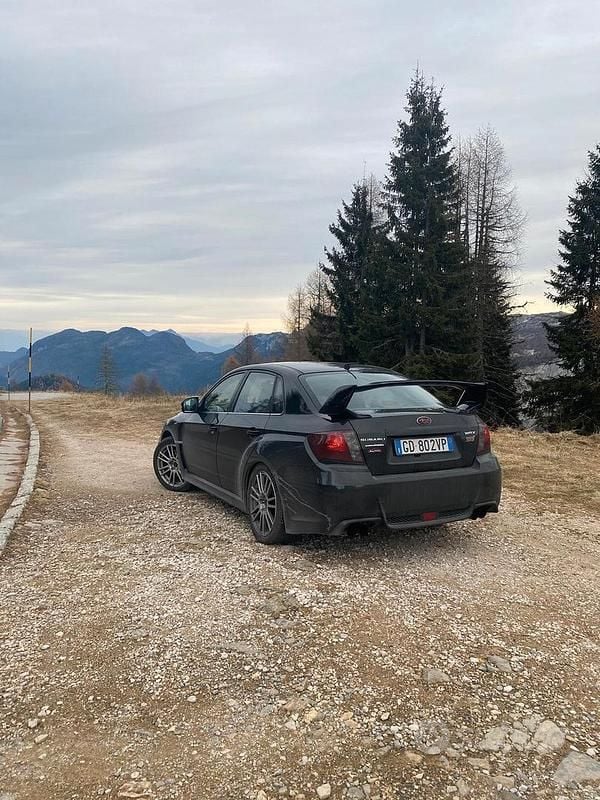 Usata Subaru Impreza 300 CV (220 kW) 2013 Nero Berlina