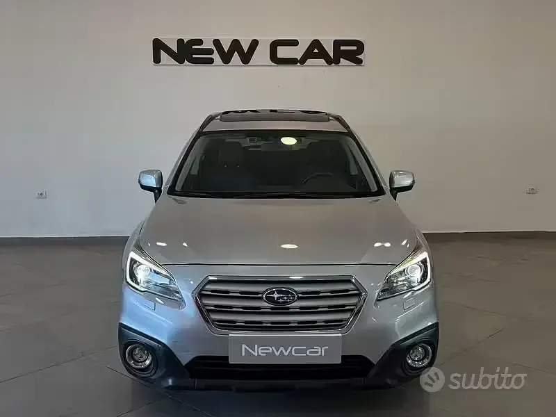 Usata Subaru Outback 150 CV (110 kW) 2015 Grigio Station wagon
