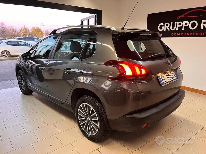 Usata Peugeot 2008 Active 75 CV (55 kW) 2017 Grigio SUV