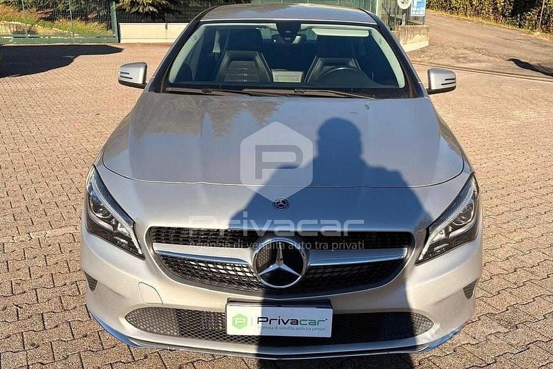 Usata Mercedes CLA220 170 CV (125 kW) 2018 Grigio Berlina
