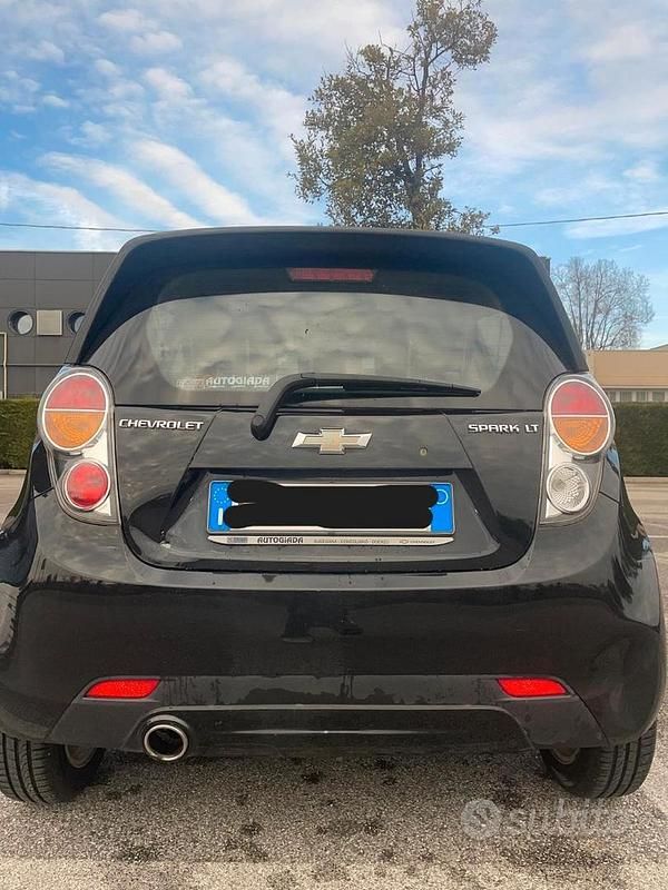 Usata Chevrolet Spark LT 82 CV (60 kW) 2011 Nero Utilitaria