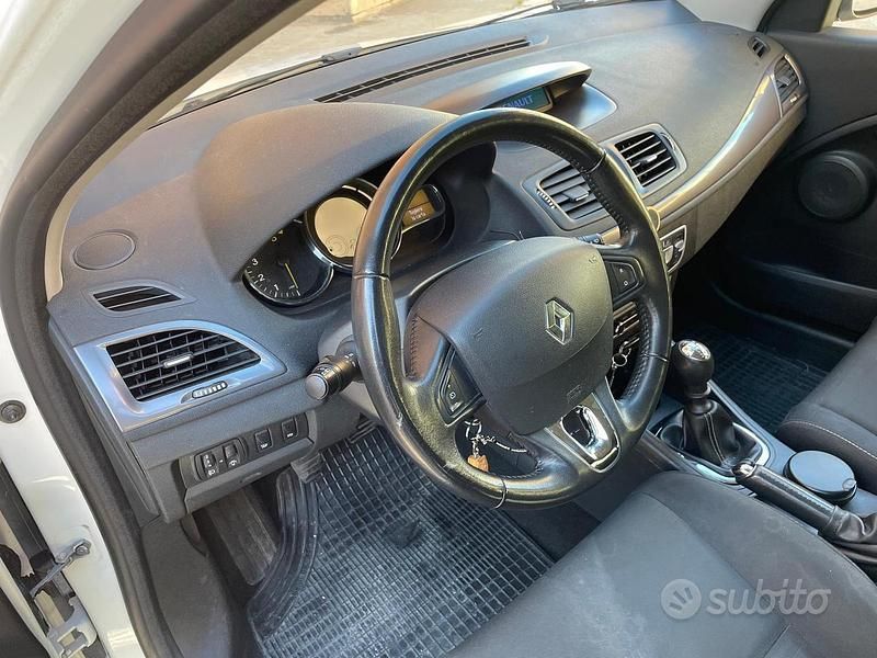 Usata Renault Mégane 95 CV (69 kW) 2015 Berlina