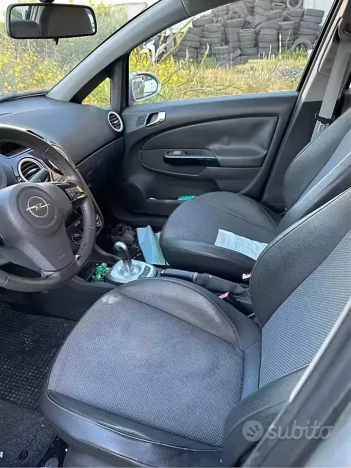 Usata Opel Corsa 60 CV (44 kW) 2008 Grigio Utilitaria