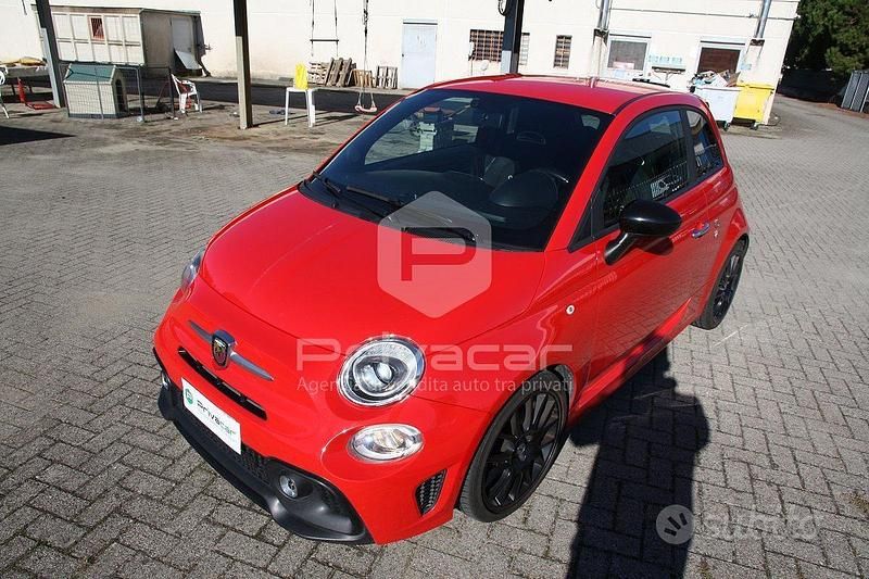 Rosso Usata 2019 Abarth 595C Pista Cabrio | 11.900 € (Super prezzo) - Immagine 1/4