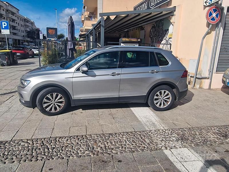 Usata VW Tiguan Business 150 CV (110 kW) 2018 Grigio SUV