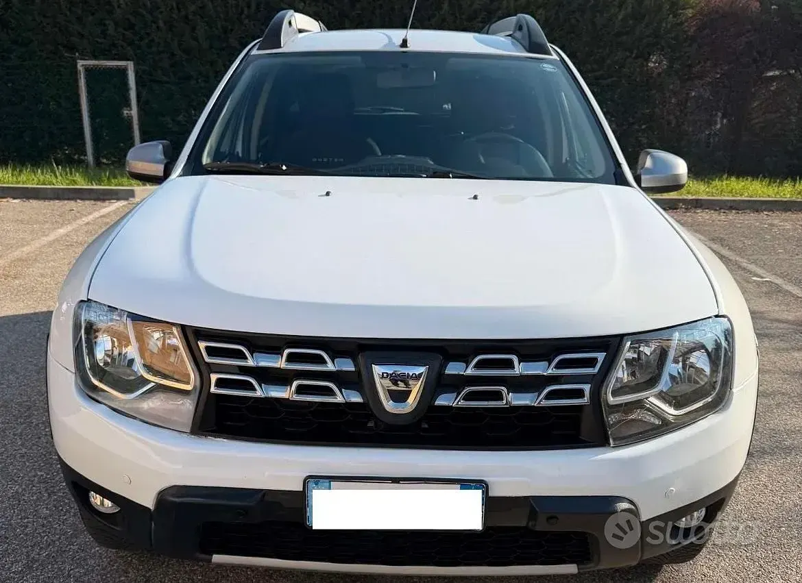 Usata Dacia Duster 105 CV (77 kW) 2014 Bianco SUV