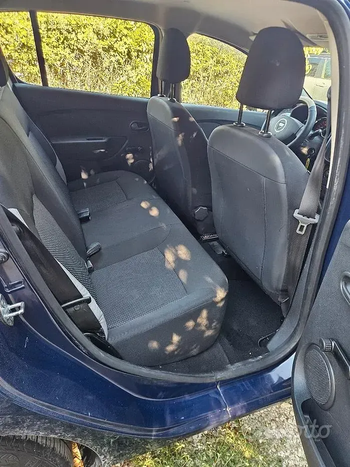 Usata Dacia Sandero 75 CV (55 kW) 2014 Berlina