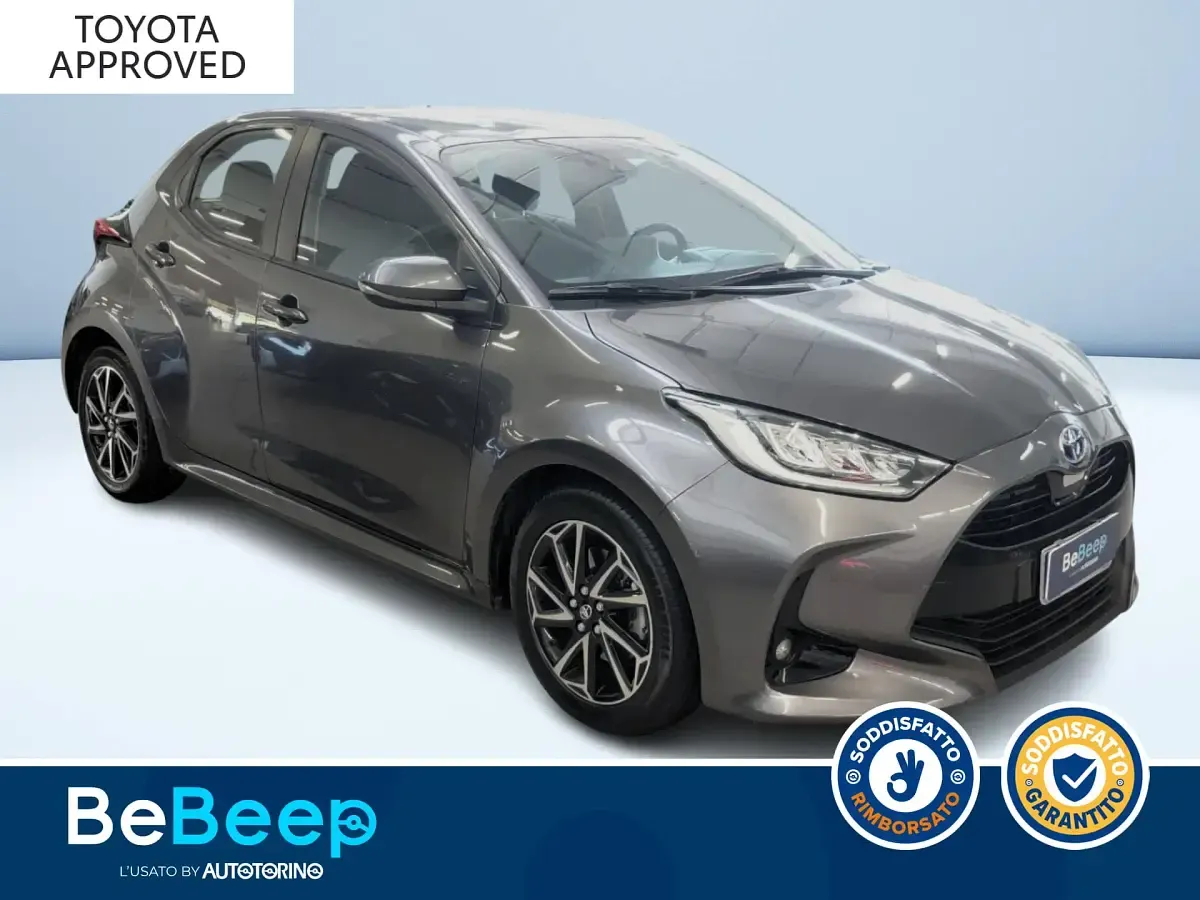 Usata Toyota Yaris Trend 115 CV (84 kW) 2022 Grigio scuro metallizzato Utilitaria