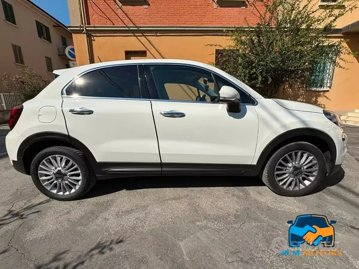 Usata Fiat 500X Business 120 CV (88 kW) 2018 Bianco SUV