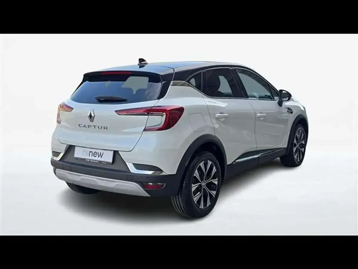 Usata Renault Captur Techno 101 CV (74 kW) 2023 Bianco SUV