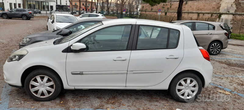 Usato 2012 Renault Clio 1.1 LPG_Hybrid 75 CV (4.200 €)