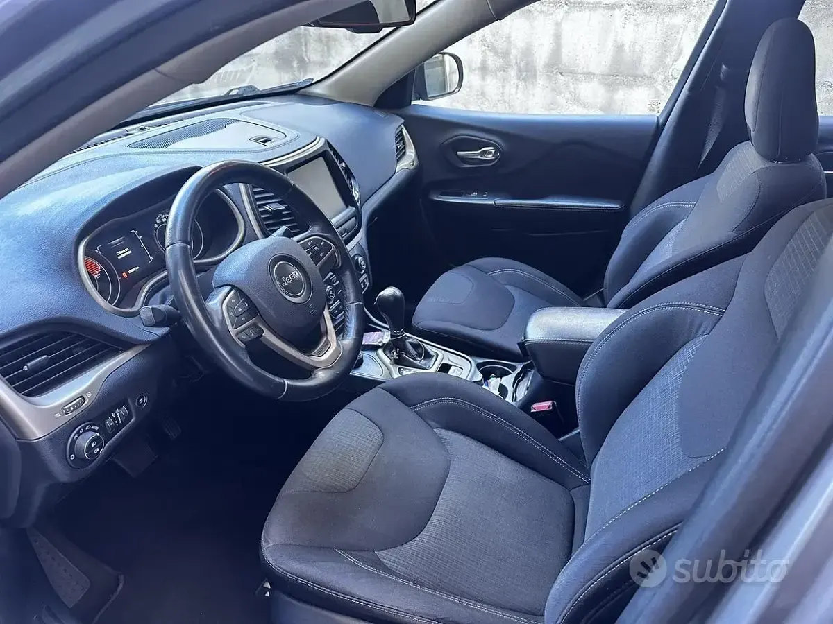 Usata Jeep Cherokee 2016 Grigio SUV