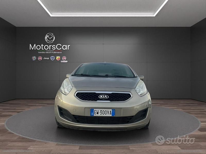Usata Kia Venga Active 90 CV (66 kW) 2014 Bronzo Utilitaria