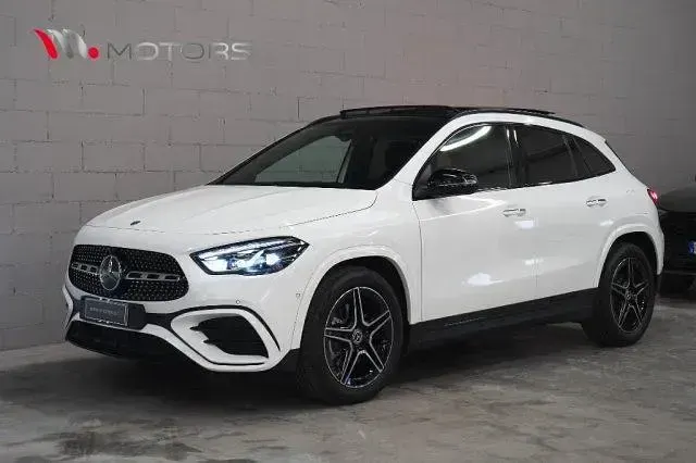 Nuova Mercedes GLA200 AMG Line Premium Plus 149 CV (109 kW) 2026 Bianco SUV