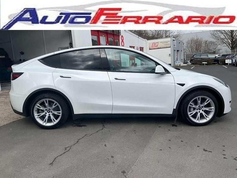 Usata Tesla Model Y RWD 255 kW (347 CV) 2023 Other SUV