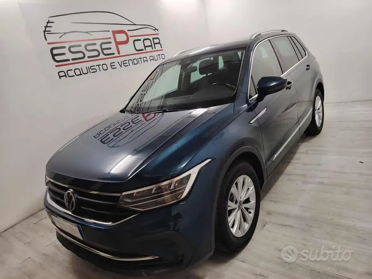 Usata VW Tiguan Life 131 CV (96 kW) 2021 Grigio SUV