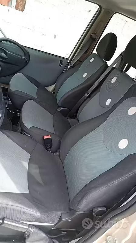 Usata Fiat Multipla 103 CV (75 kW) 2010 Monovolume