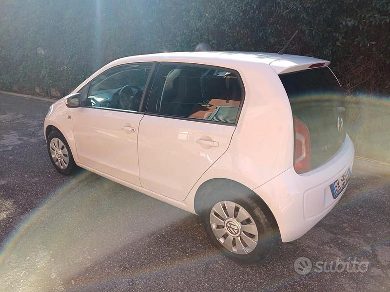 Usata VW up! 60 CV (44 kW) 2013 Bianco Utilitaria