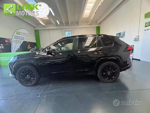 Usata Toyota RAV4 Hybrid Edition 222 CV (163 kW) 2022 Nero SUV