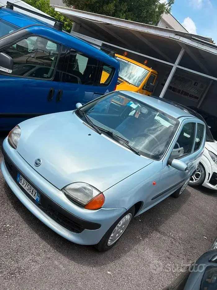 Usata Fiat Seicento Young 54 CV (39 kW) 2000 Utilitaria