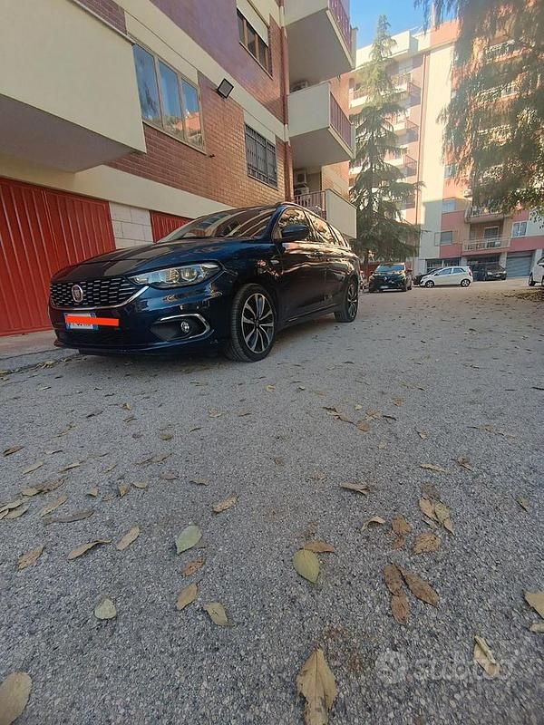 Usata Fiat Tipo Lounge 95 CV (69 kW) 2018 Station wagon