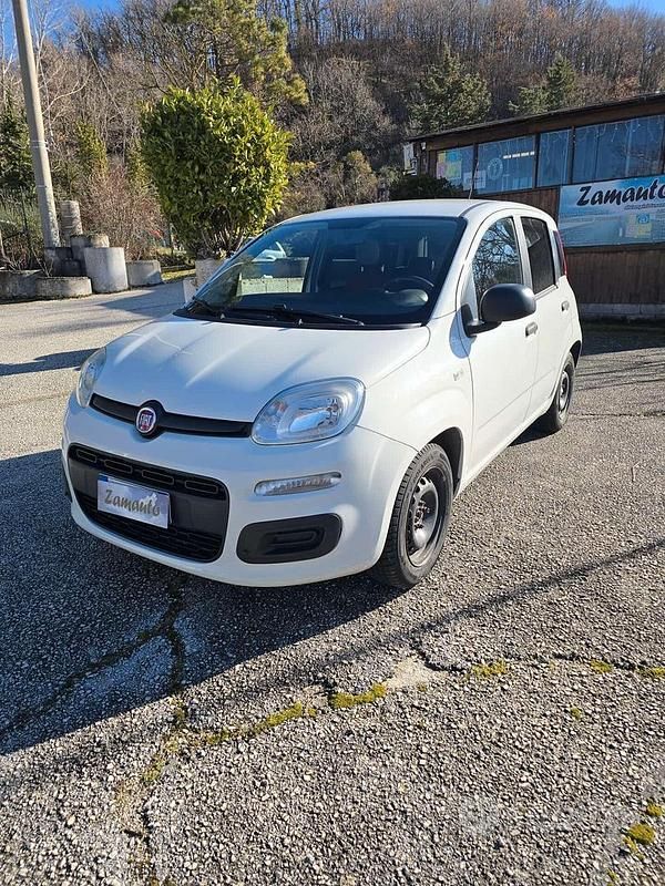 Usata Fiat Panda 69 CV (50 kW) 2016 Bianco Utilitaria