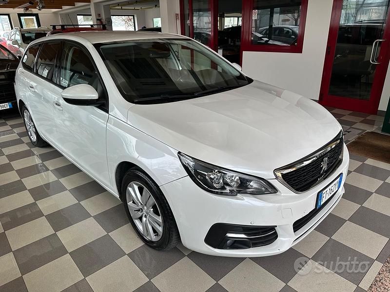 Usata Peugeot 308 GT-line 131 CV (96 kW) 2019 Bianco Station wagon