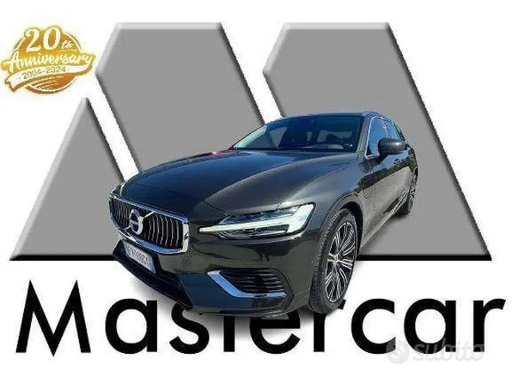 Usata Volvo V60 Inscription 303 CV (222 kW) 2019 Station wagon