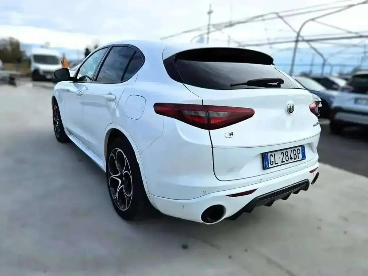 Usata Alfa Romeo Stelvio Ti 280 CV (205 kW) 2022 Bianco SUV