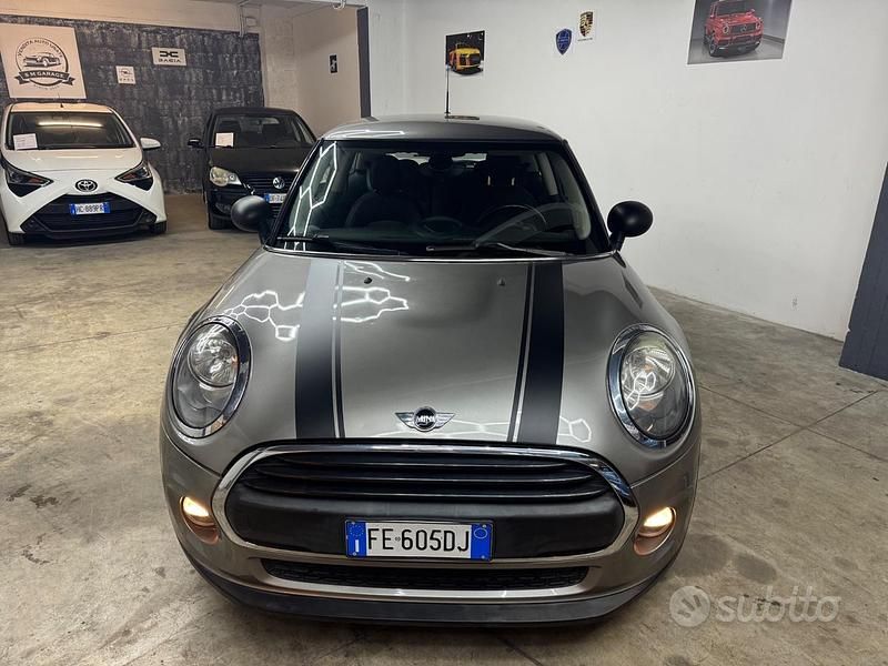 Usata Mini Cooper 95 CV (69 kW) 2016 Grigio Utilitaria