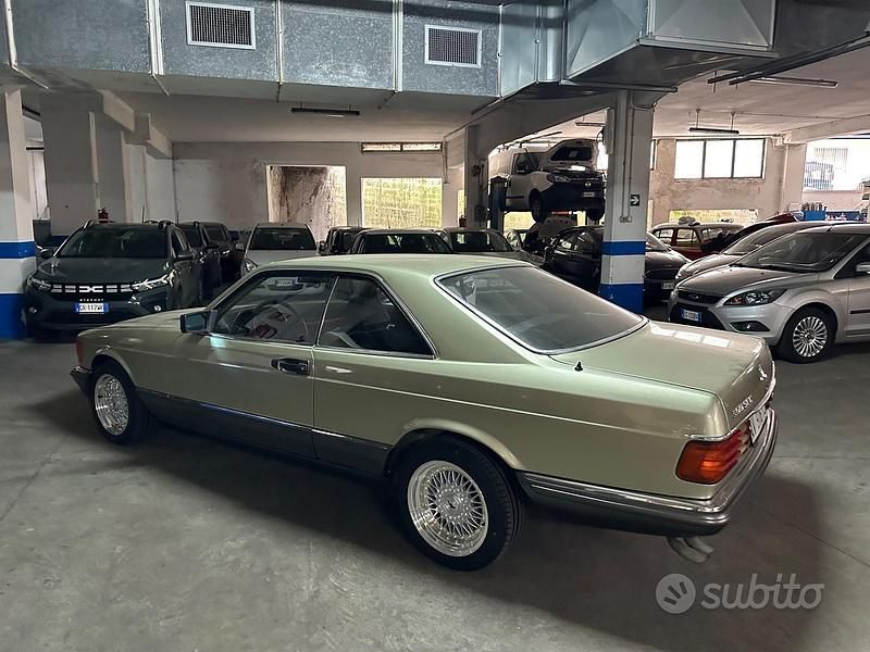 Usata Mercedes S500 231 CV (169 kW) 1982 Verde Berlina