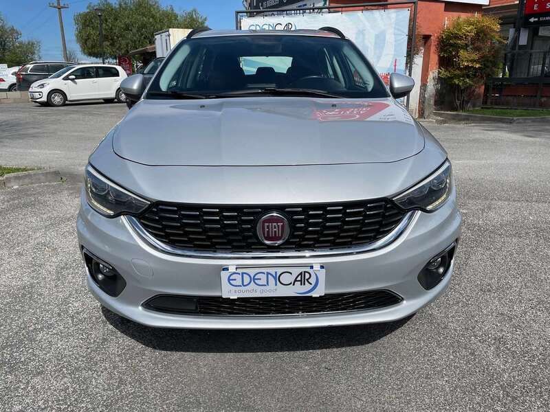 Usata Fiat Tipo Lounge 120 CV (88 kW) 2020 Argento Station wagon