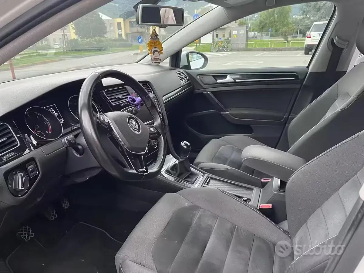 Usata VW Golf VII 150 CV (110 kW) 2014 Bianco Berlina