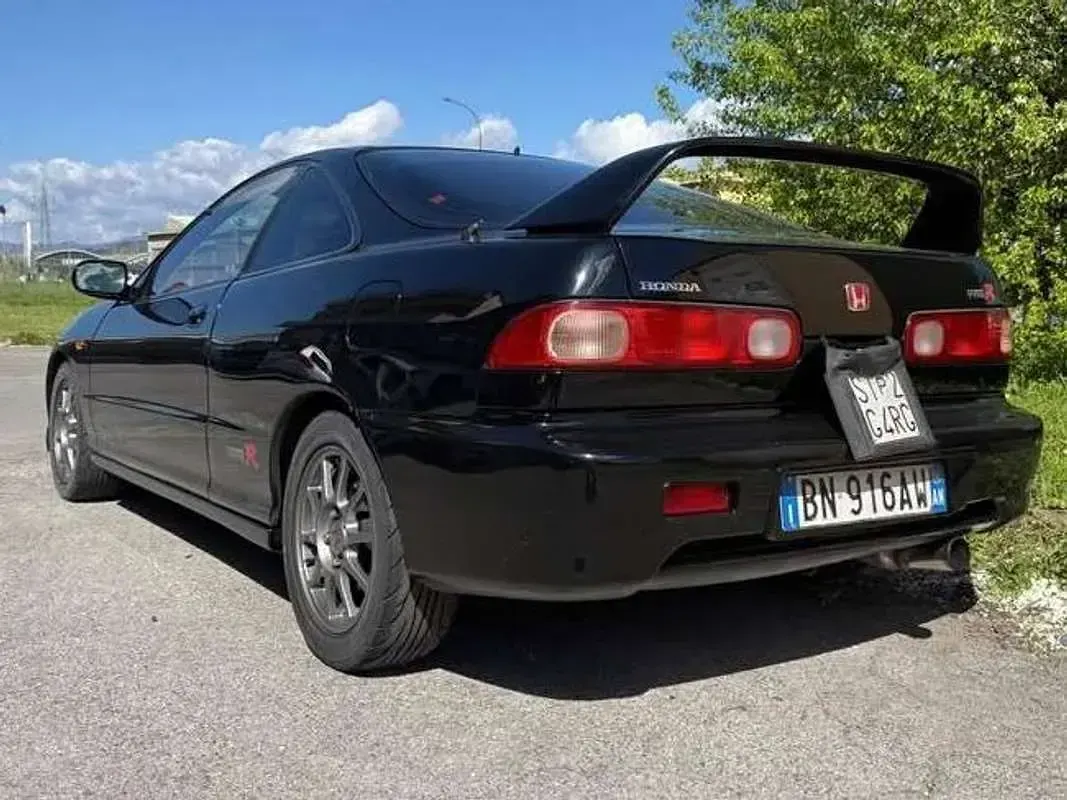 Usata Honda Integra Type R 190 CV (139 kW) 2000 Nero Coupé