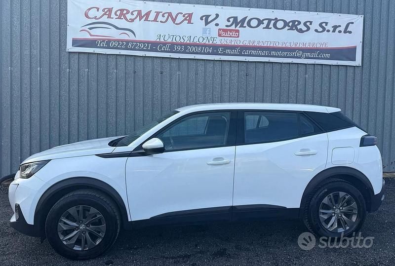 Usata Peugeot 2008 Active 110 CV (80 kW) 2021 Bianco SUV